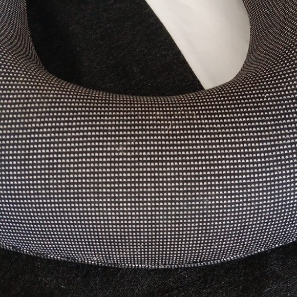 Vince Camuto Women's Black Skinny Pants - Picture 4 of 4